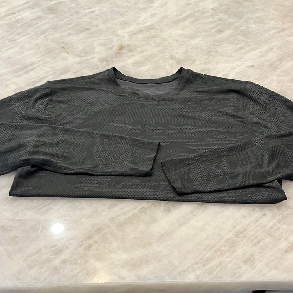 Lululemon Dark Gray Long Sleeve Shirt